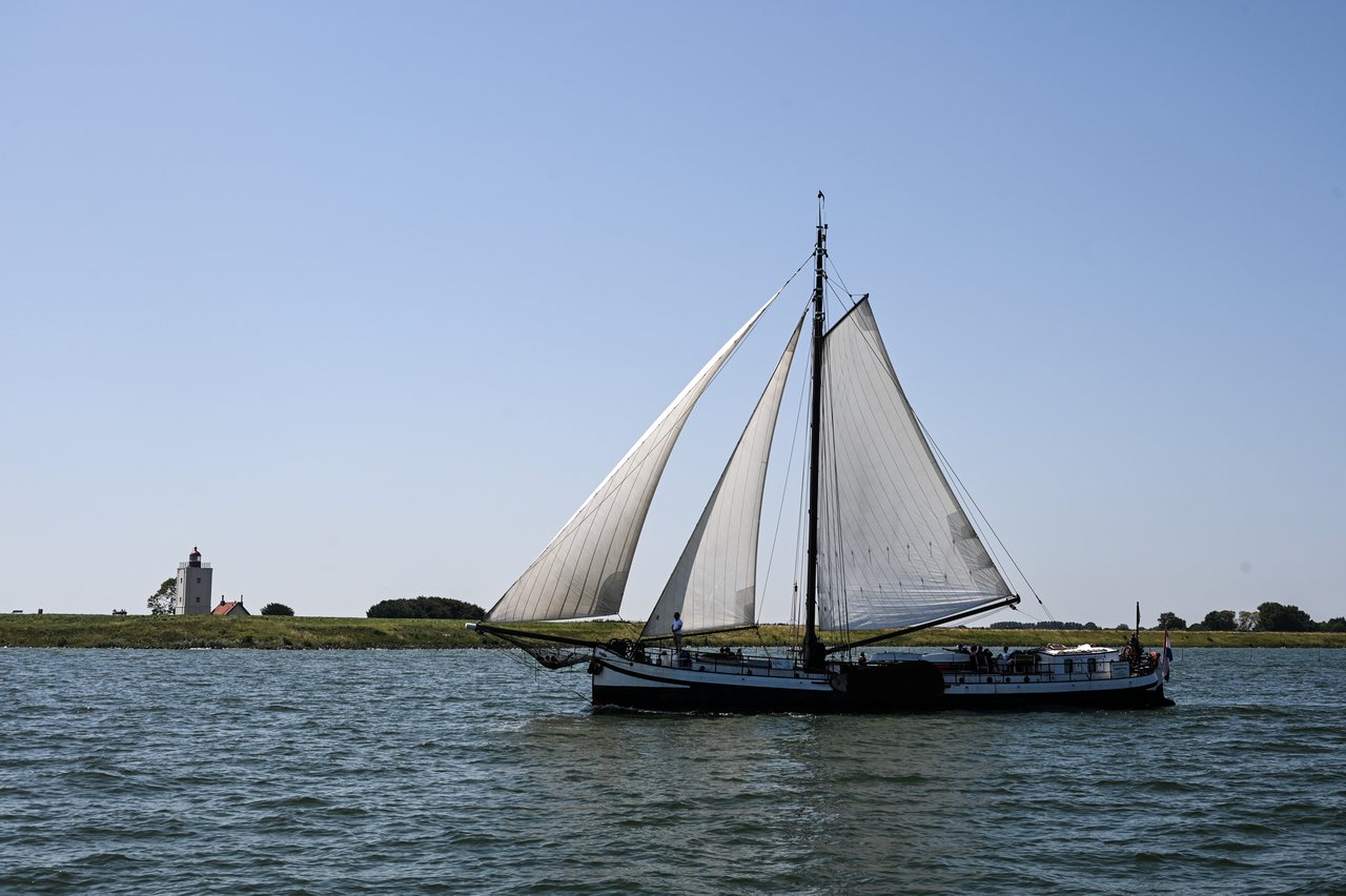 NLIR_2026_06-0730